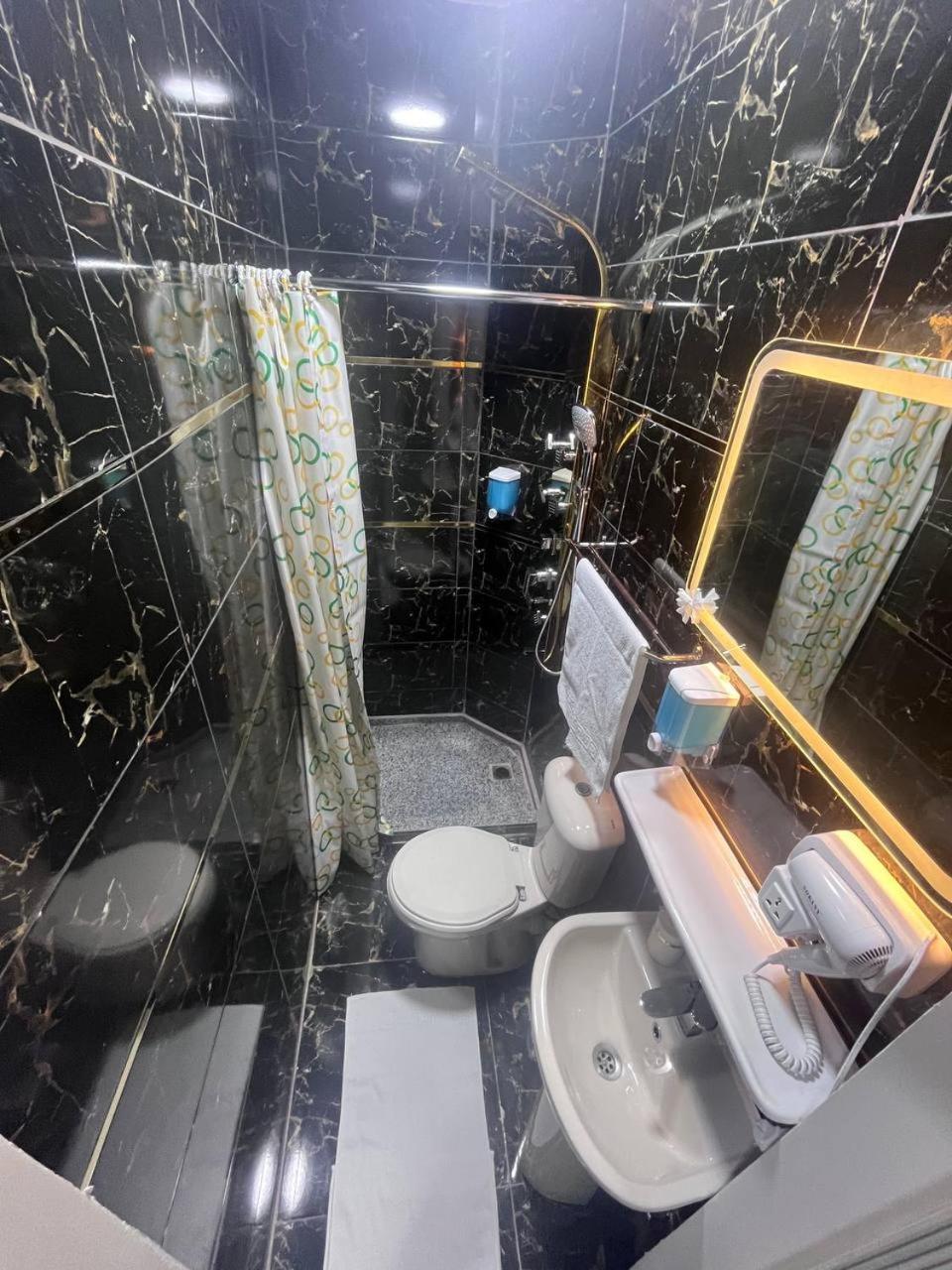 Future Hostel Kairo Bagian luar foto